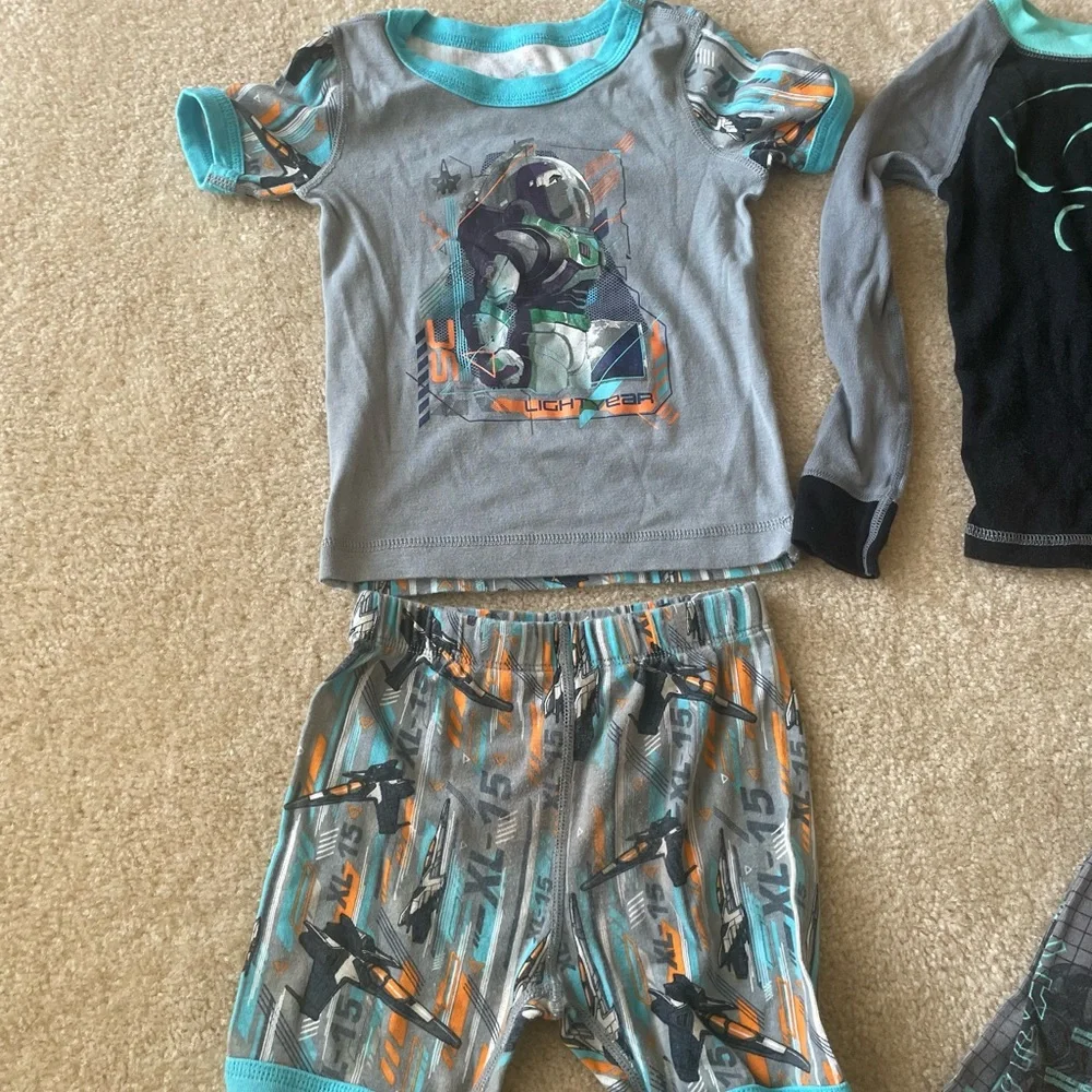 Pixar Buzz Lightyear bundle of‎ 2 sets of pajamas. Size 4T